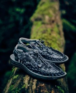 Keen Men's UNEEK Sneaker X ELNEST | Yakushima Forestra Camo -Keen KEEN M UNEEKxElnest Lifestyle PDP Single Right NoLogo