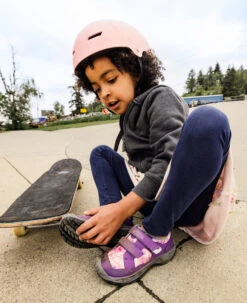 Keen Little Kids' Speed Hound | Tillandsia Purple/Multi 12 Keen Little Kids' Speed Hound | Tillandsia Purple/Multi -Keen KidsSpeedHoundPDPLifestyle2Kids1026214 74ca9b5e fc03 4b02 87c5 3dc3a14f2b01