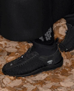 Keen Men's UNEEK High Top X HYKE | Hyke Timberwolf 17 Keen Men's UNEEK High Top X HYKE | Hyke Timberwolf -Keen Lifestyle3Mens 1027974