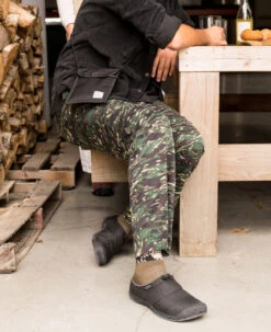 Keen Men's Howser III Slide | Charcoal Grey Felt/Black 12 Keen Men's Howser III Slide | Charcoal Grey Felt/Black -Keen MHowserIIISlideLifestylePDPLeft ef6ed5be ea20 4471 a56e 6ab89804c214