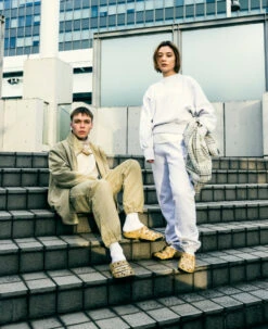 Keen Men's Yogui Arts Clog X THC | Caffe Latte Paisley 14 Keen Men's Yogui Arts Clog X THC | Caffe Latte Paisley -Keen MYoguiArtsLifestylePDPSingleLeft