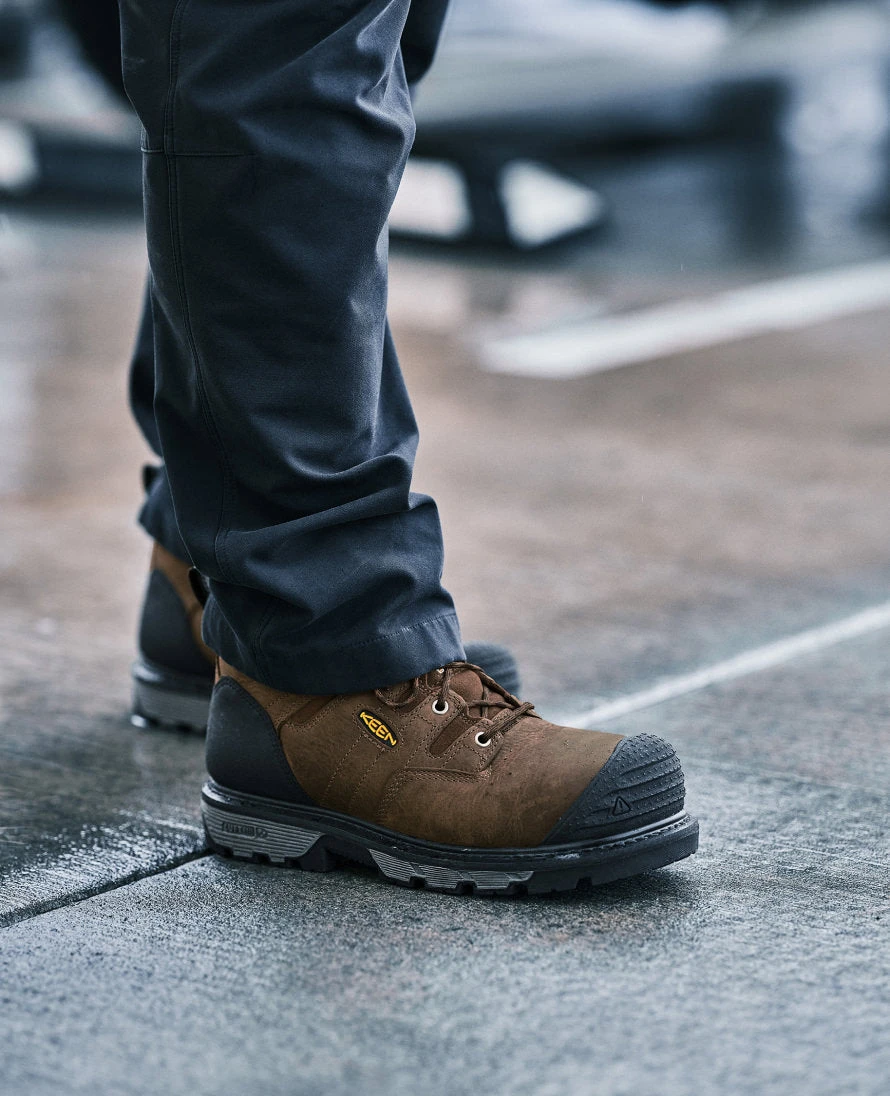 Keen Men's Camden 8" Insulated Waterproof Boot (Carbon-Fiber Toe) | Leather Brown/Black 9 Keen Men's Camden 8" Insulated Waterproof Boot (Carbon-Fiber Toe) | Leather Brown/Black - Image 9