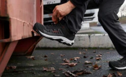 Keen Men's Reno KBF Waterproof (Carbon-Fiber Toe) | Red Clay/Black -Keen SDD 506 PDP Reno 1027106 Top Image b3f16c31 caab 4cfe b4bc 5ed5364fb076