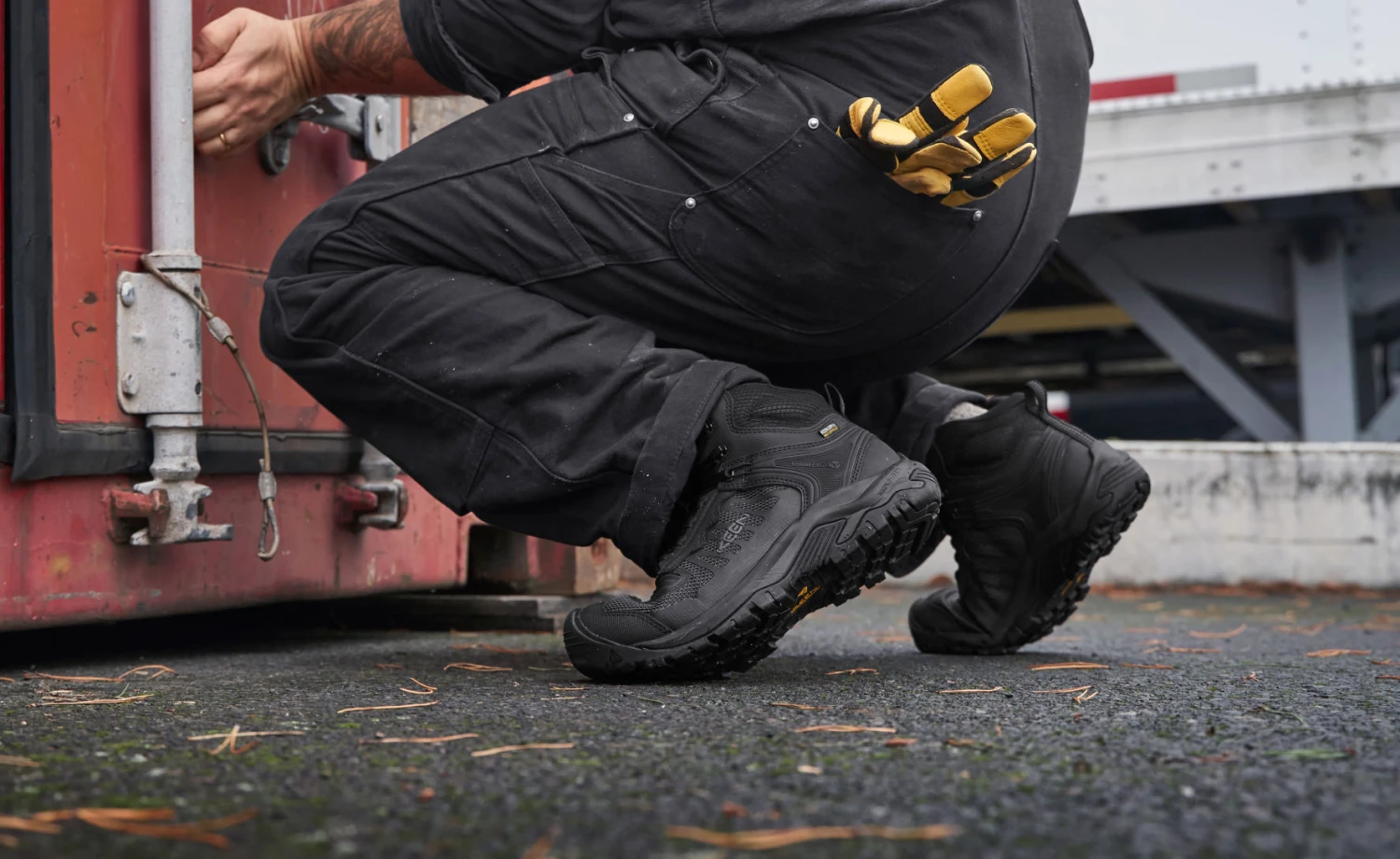 Keen Men's Reno KBF Waterproof Mid (Soft Toe) | Dark Olive/Black 7 Keen Men's Reno KBF Waterproof Mid (Soft Toe) | Dark Olive/Black - Image 7