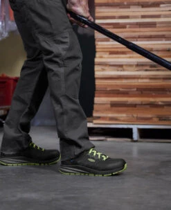 Keen Men's Vista Energy (Carbon-Fiber Toe) | Magnet/Green Glow -Keen SDD 554 VistaEnergy 1026886 Right Image