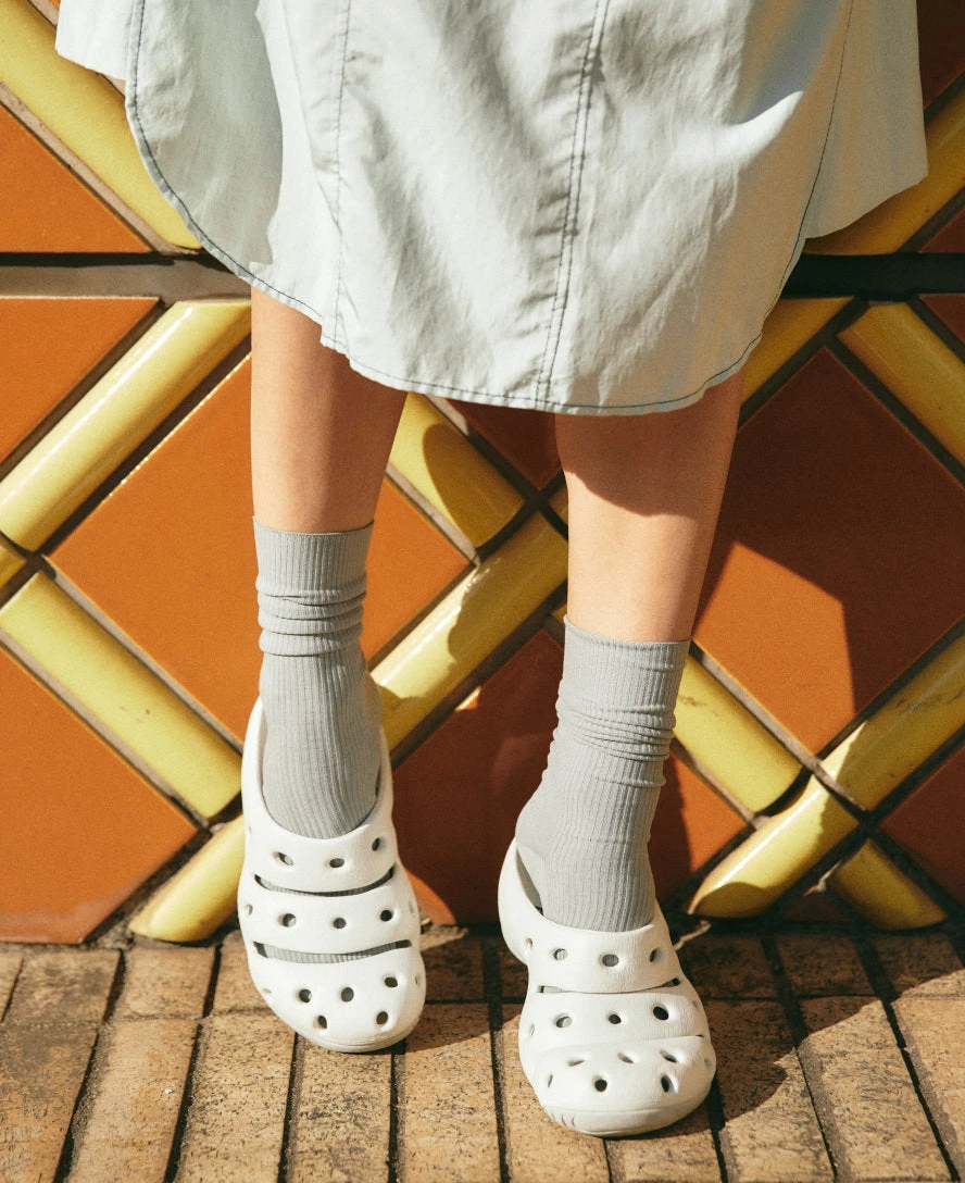 Keen Women's Yogui Clog | Star White/Vapor 7 Keen Women's Yogui Clog | Star White/Vapor - Image 7